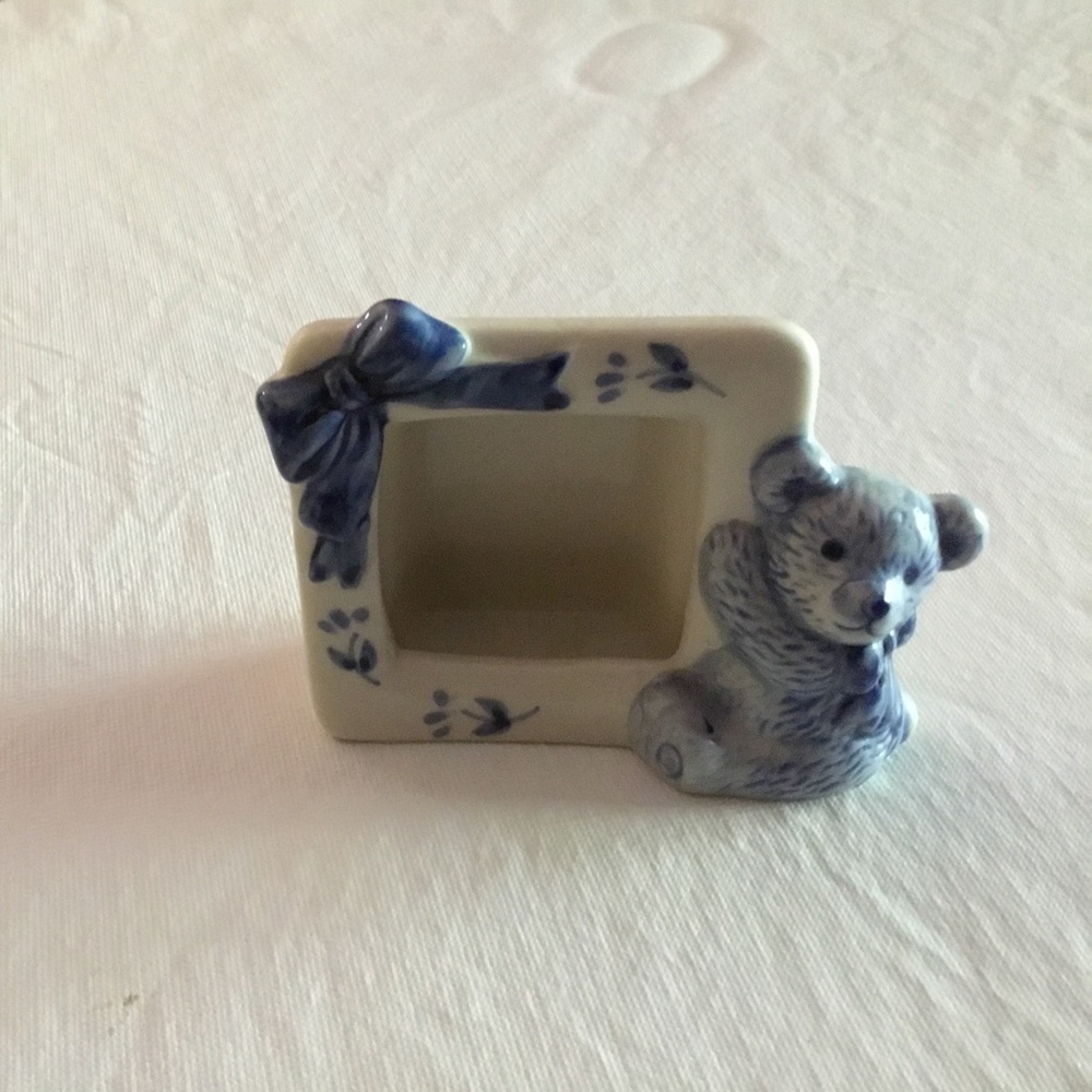 Baby bear photo frame blue and white